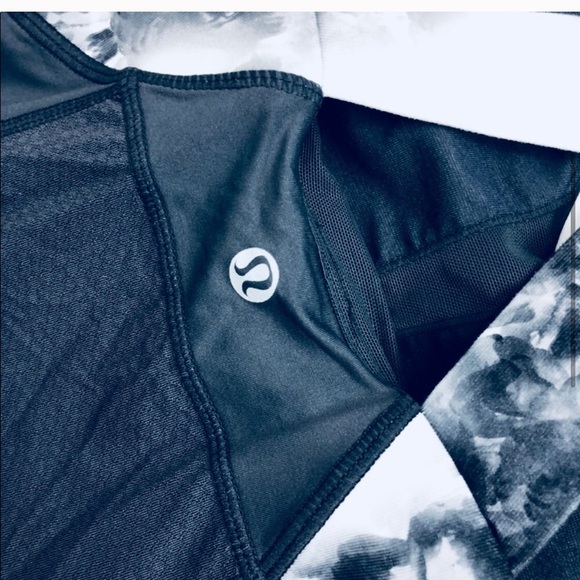 Lulu lemon tank top - Picture 3 of 4